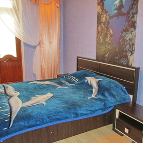 Жилье посуточно в Бердянске - 3-комнатная, Горького