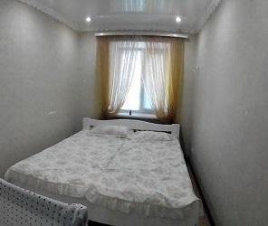 Сдаеются апартаменты в Бердянске посуточно, просп. Азовский, центр