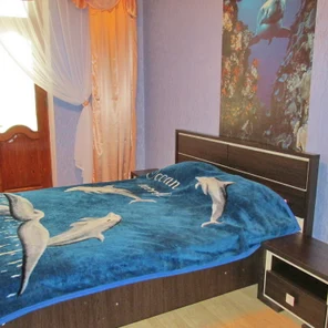 Жилье посуточно в Бердянске - 3-комнатная, Горького