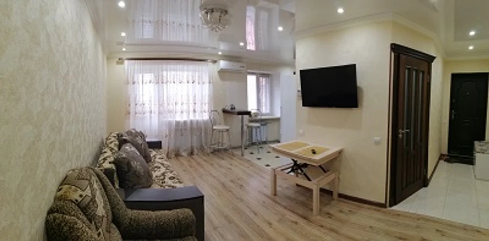 Комфортная трехкомнатная квартира посуточно