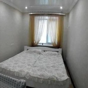 Сдаеются апартаменты в Бердянске посуточно, просп. Азовский, центр